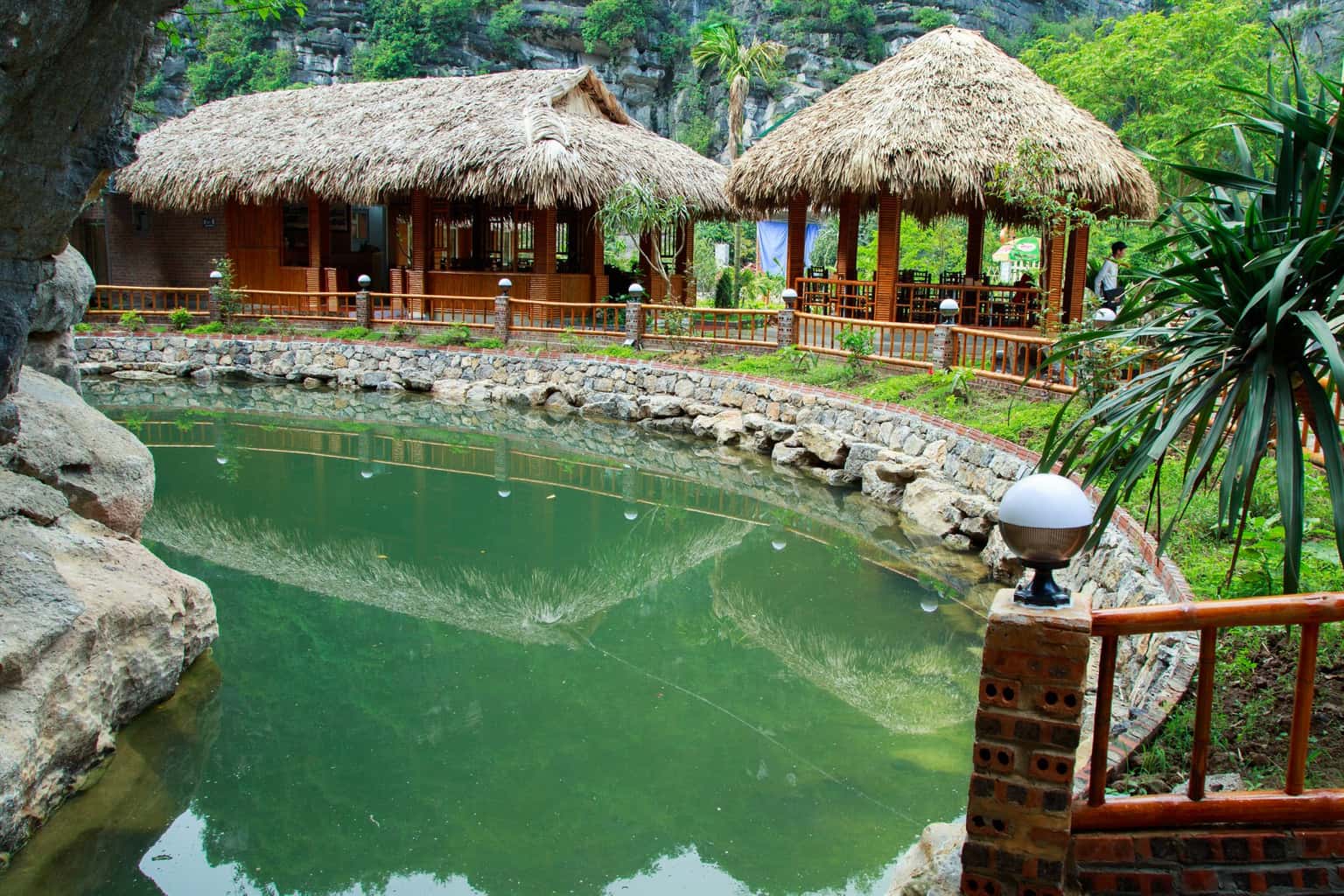 justfly trang an mountain house ninh binh