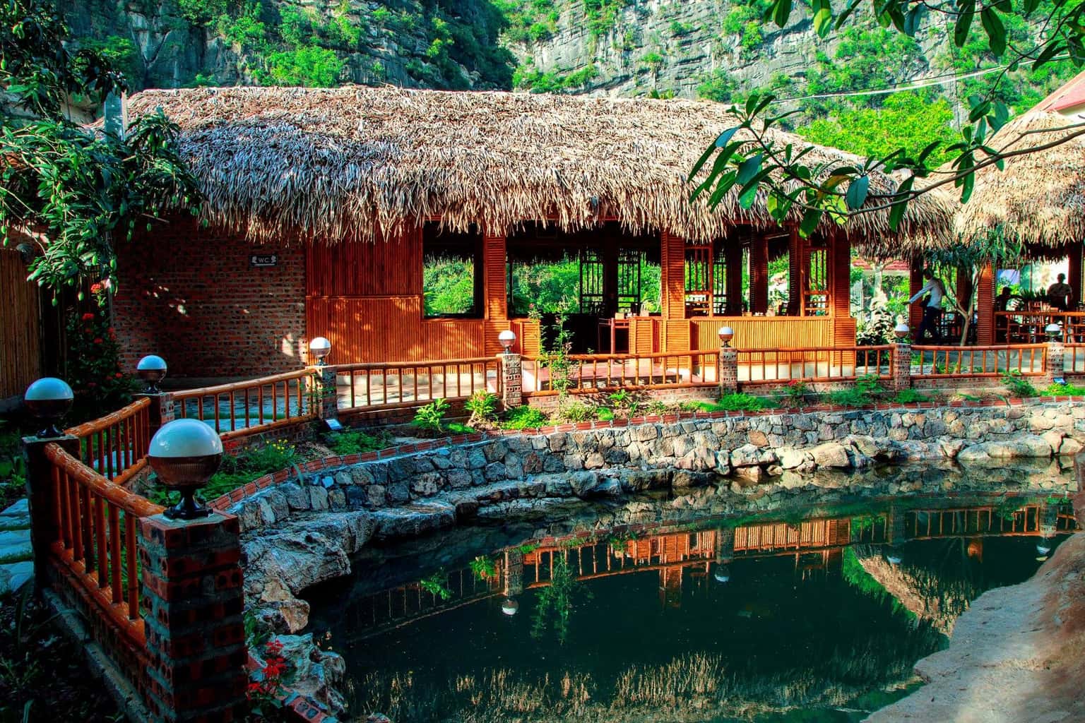justfly trang an mountain house ninh binh