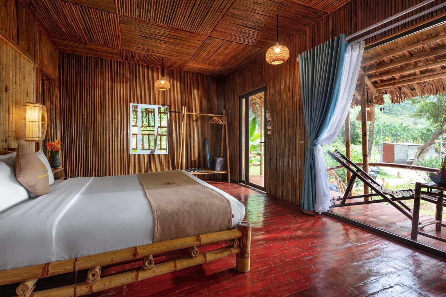 justfly ans eco garden bungalow lake view double ninh binh 