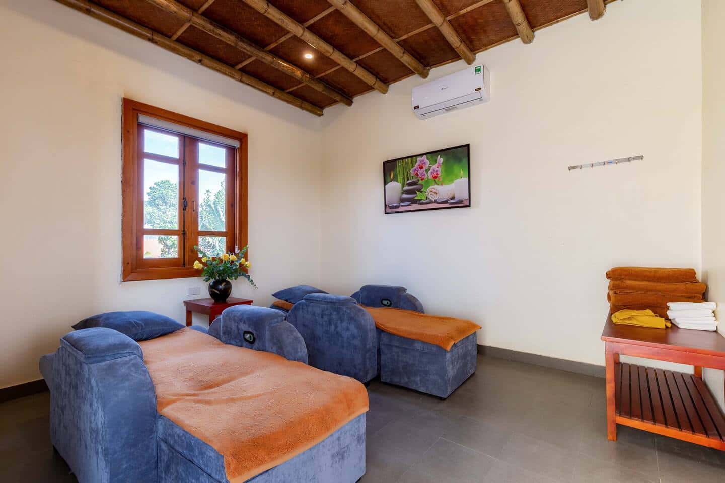 justfly tam coc banana bungalow ninh binh