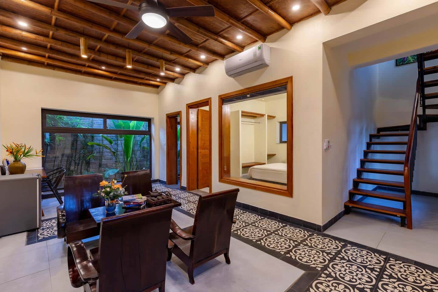 justfly suite tam coc banana bungalow ninh binh