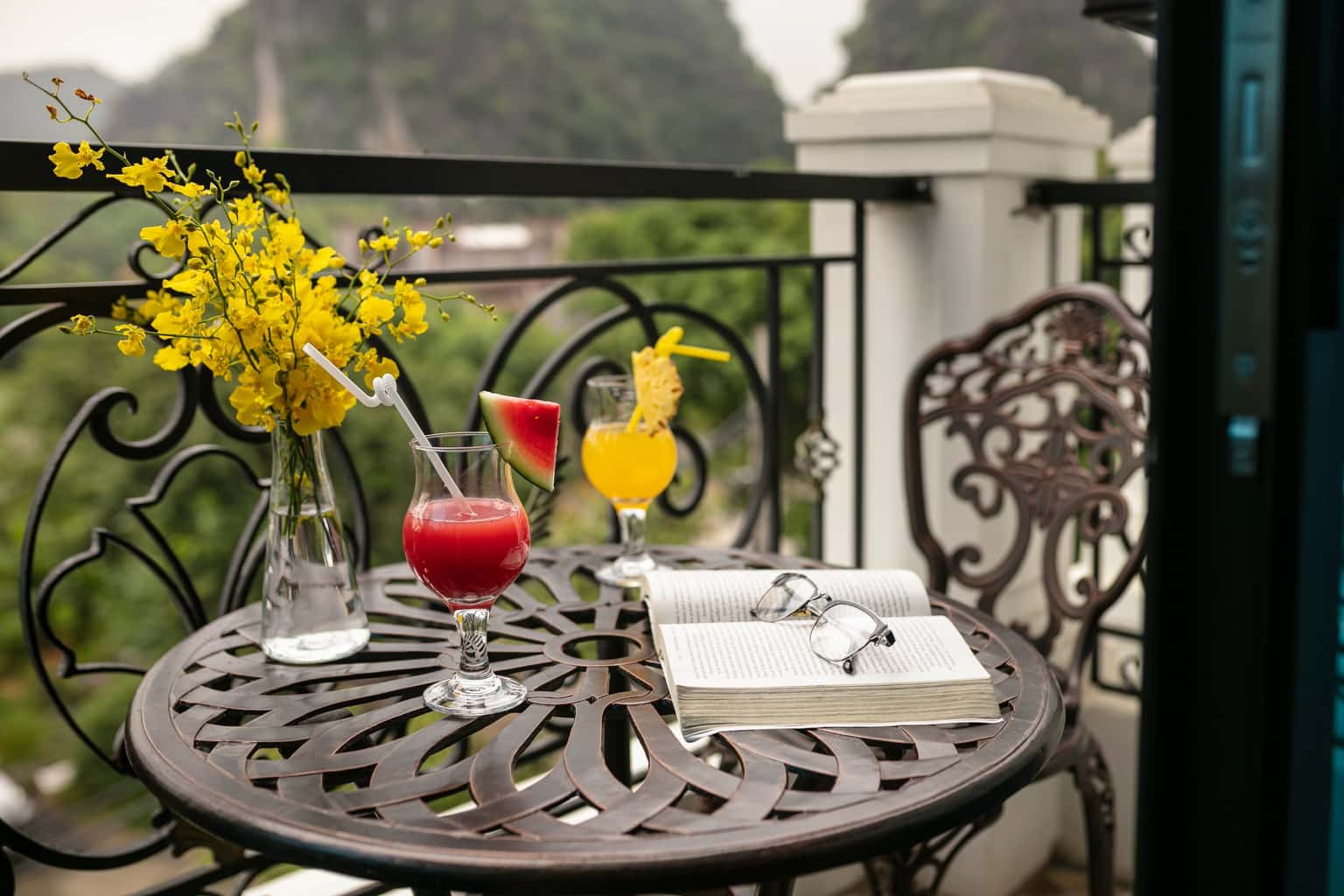 justfly suite double tam coc holiday hotel & villa ninh binh  
