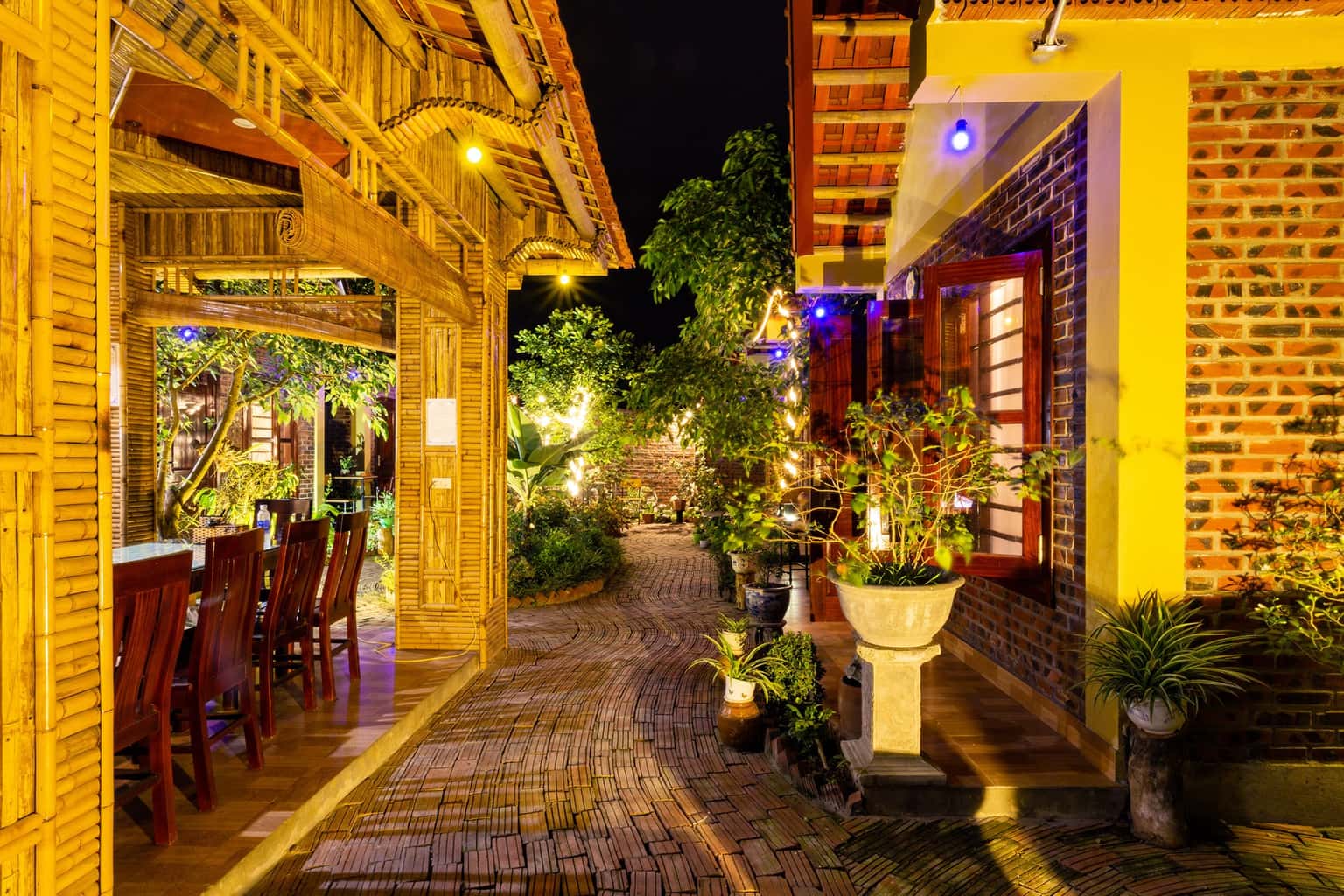 justfly bungalow gia dinh viet anh homestay ninh binh