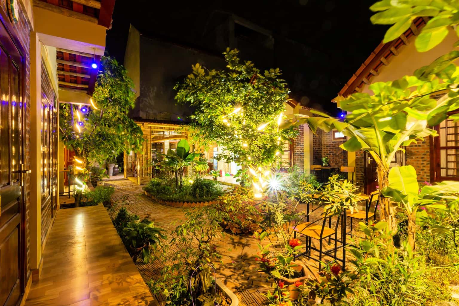 justfly bungalow gia dinh viet anh homestay ninh binh