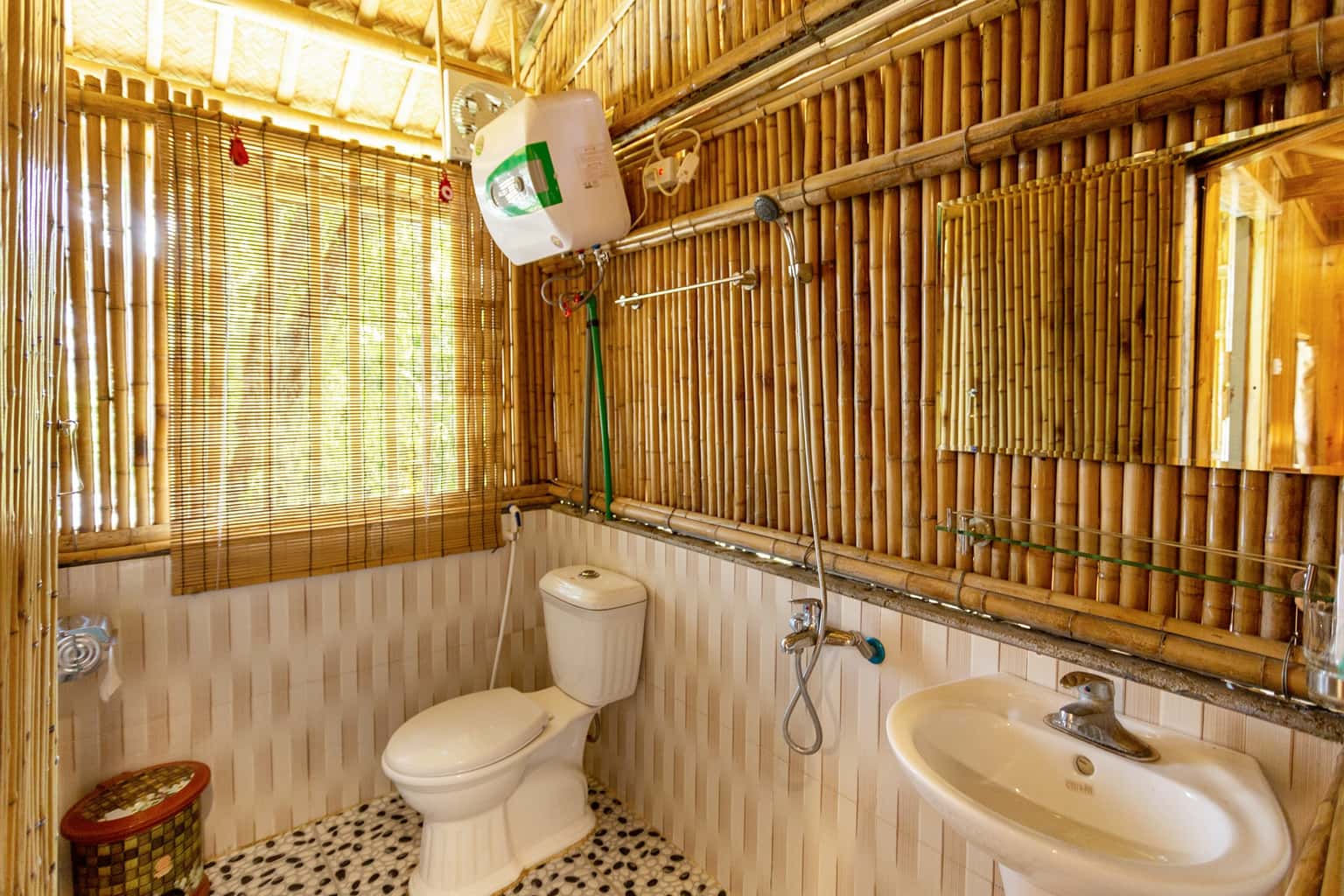 justfly water front bungalow ham rong homestay ninh binh 