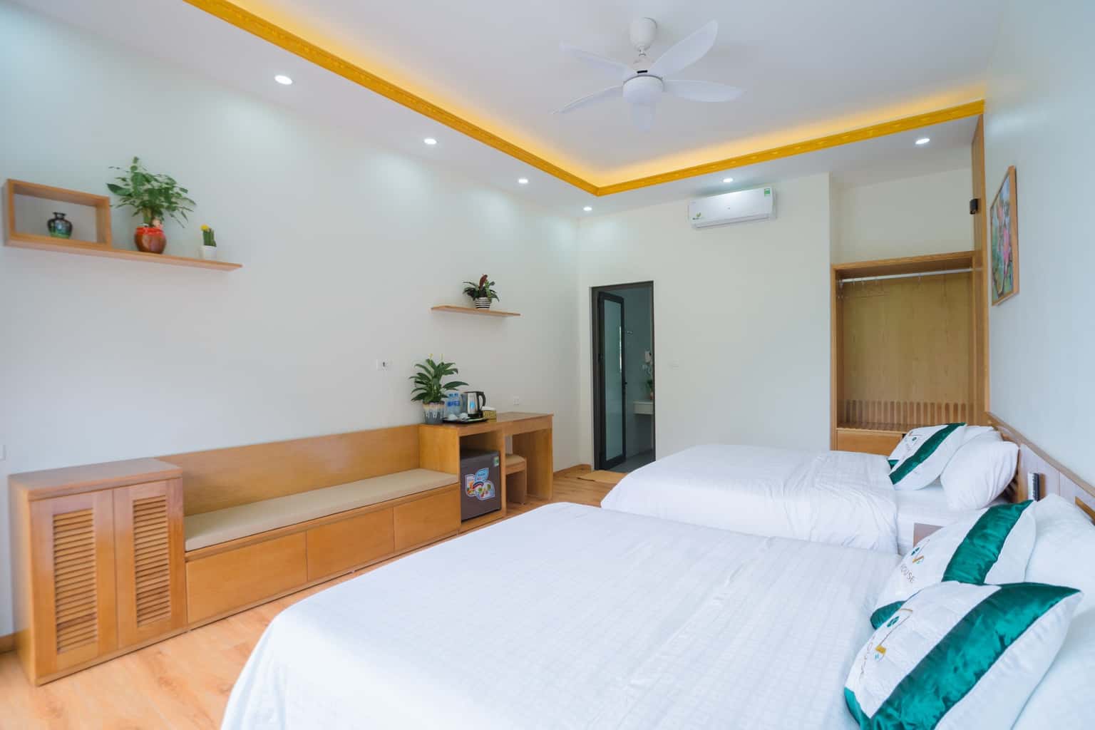 cosy house ho dong do soc son