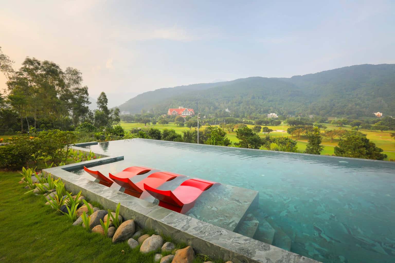 justfly spring moon villa tam dao