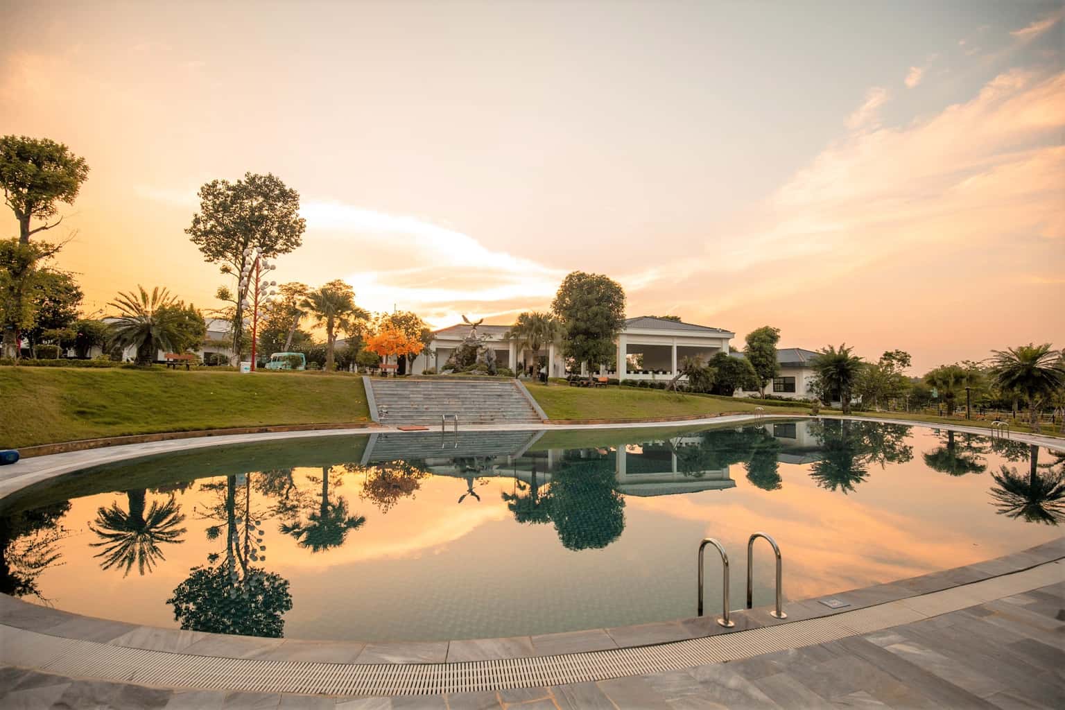 GR Suite Pool, Sơn Tây — ảnh 15