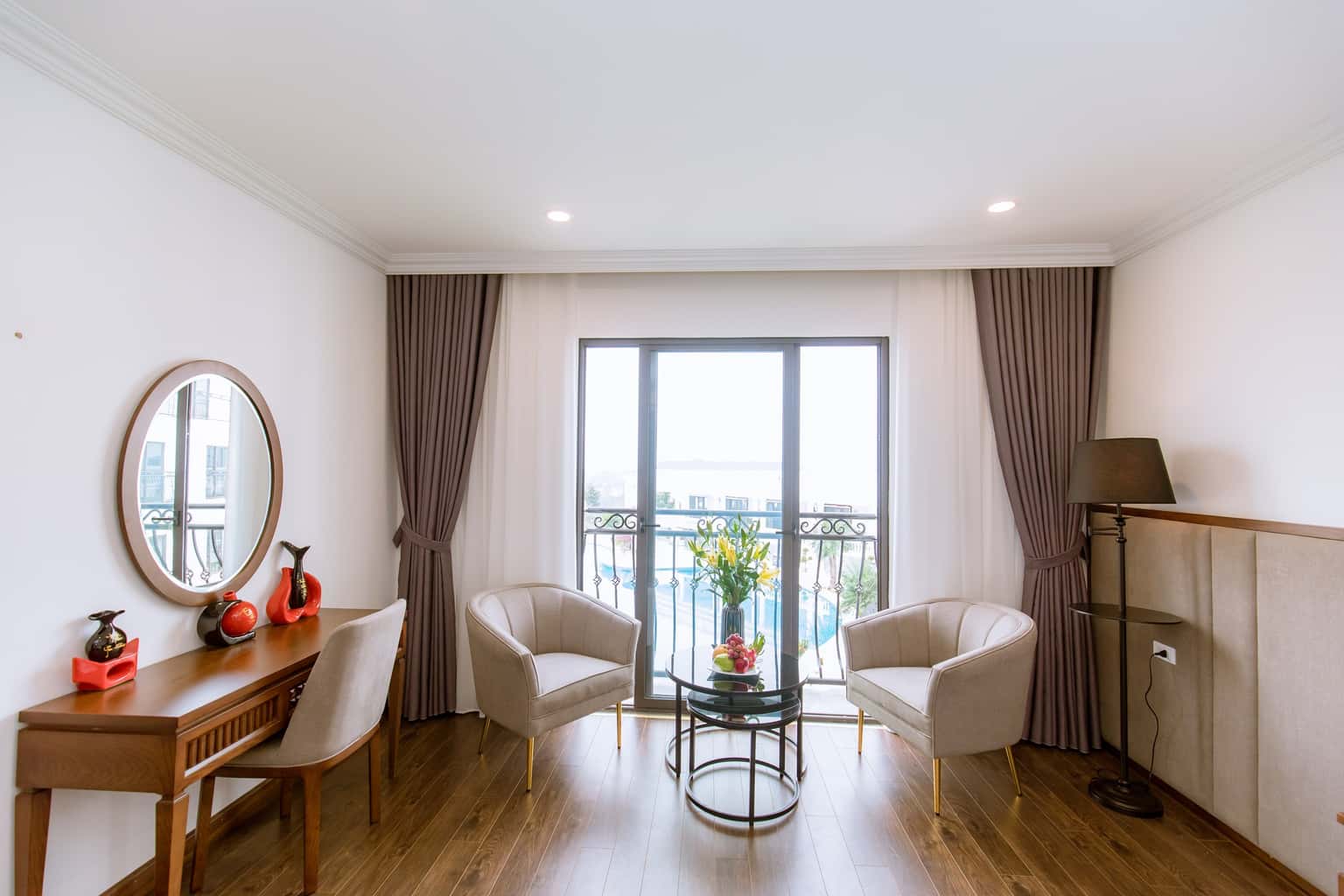 justfly phong deluxe king pool view glory resort son tay