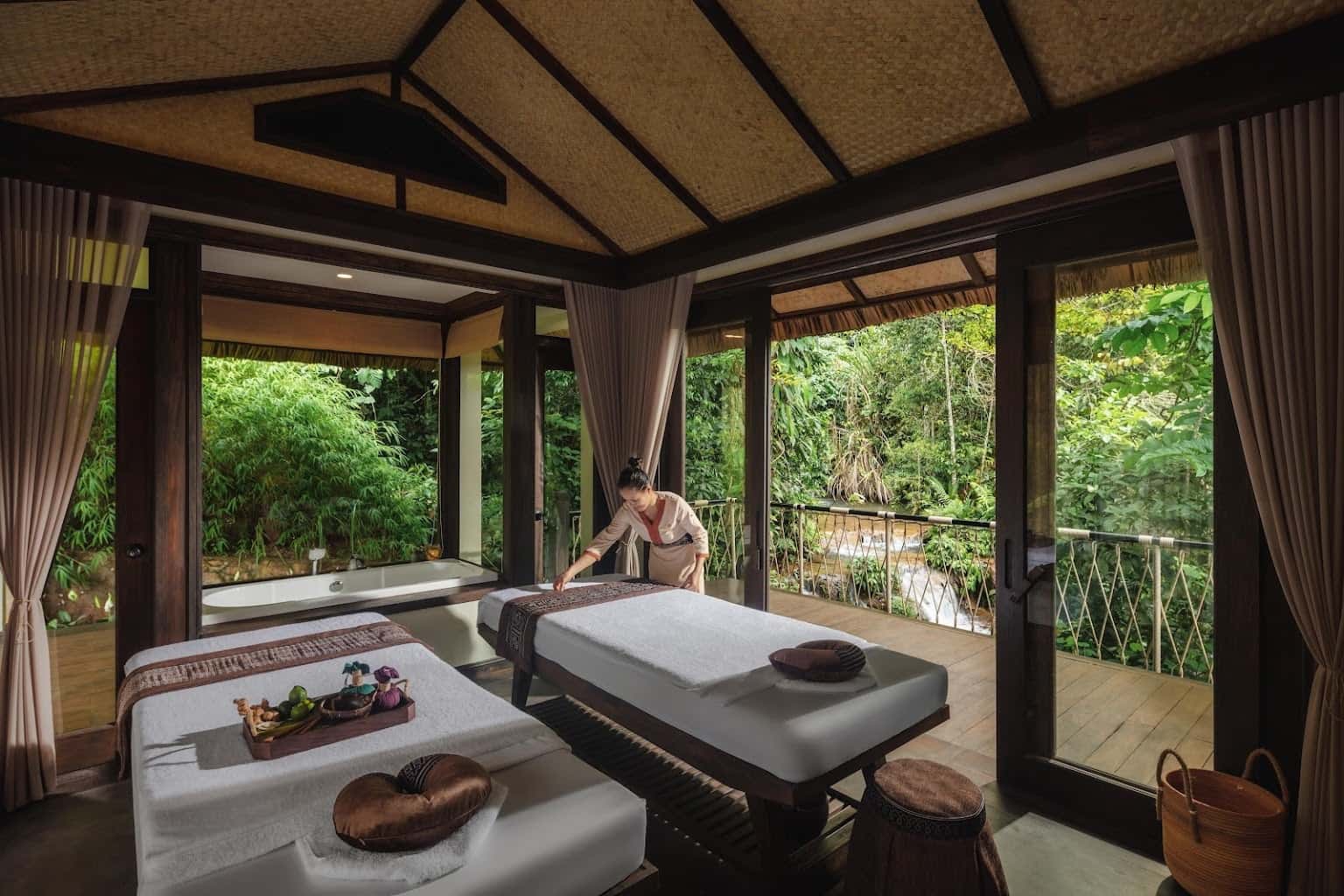 avana retreat hoa binh