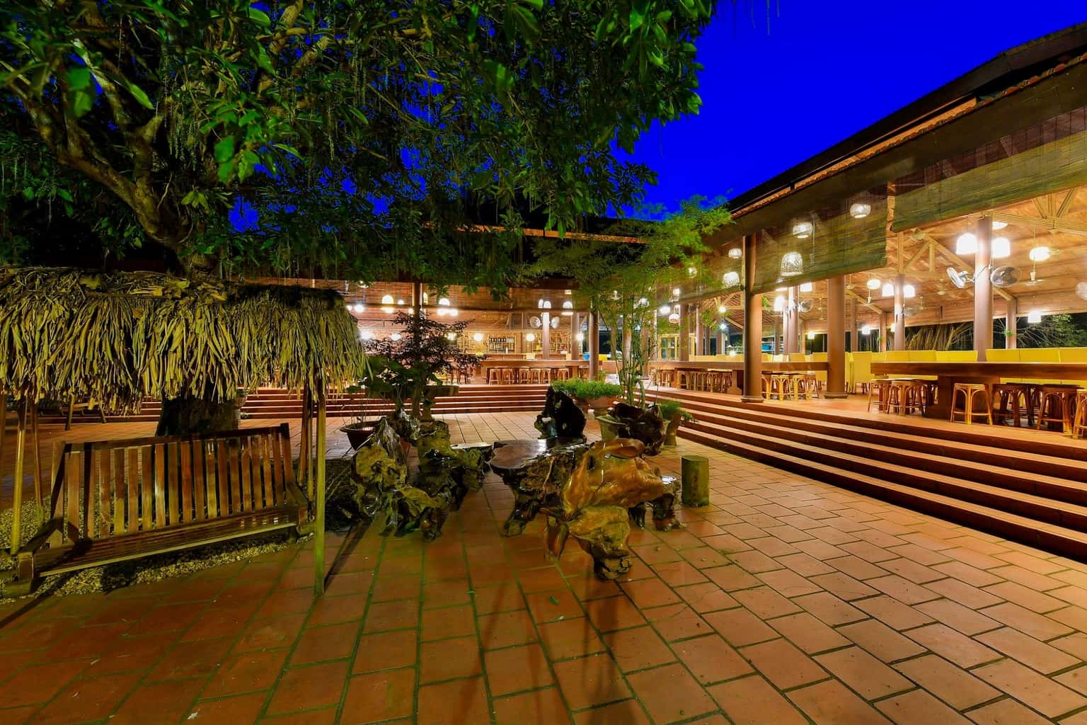 justfly khuon vien thao vien resort