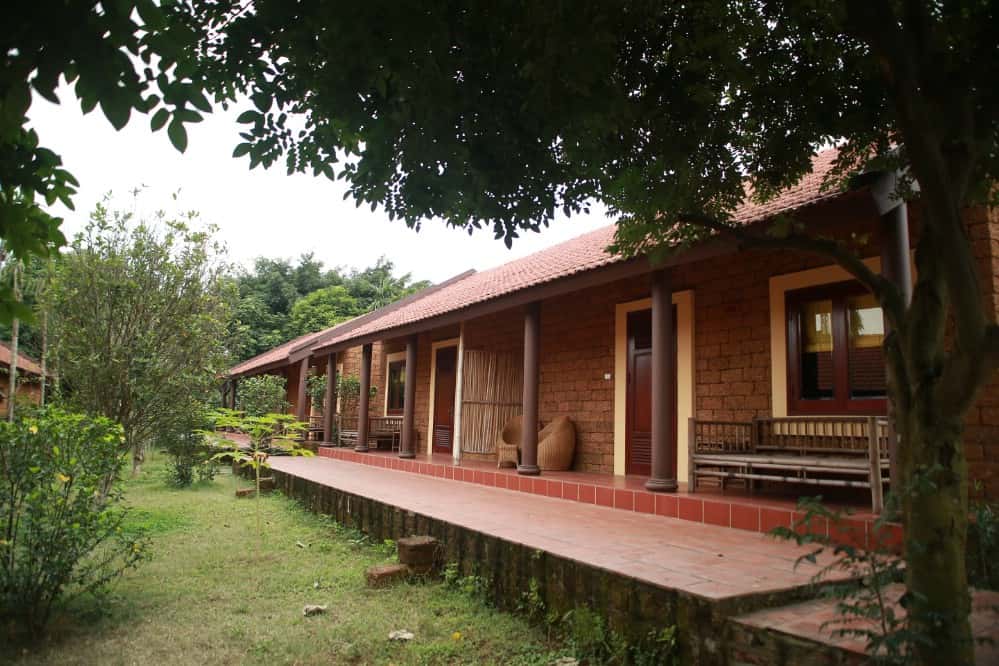 justfly xom doi thao vien resort