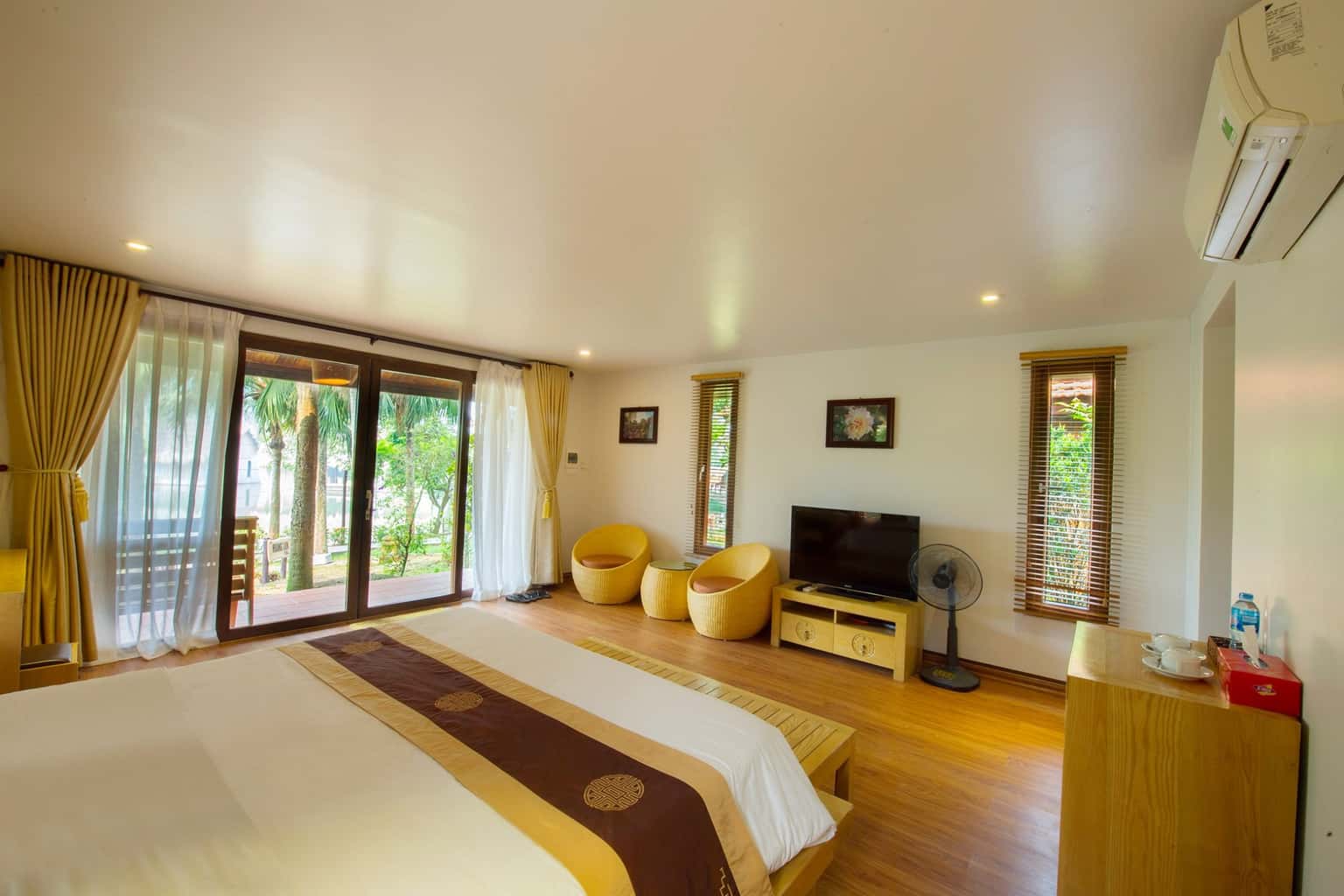 xom nho thao vien resort 
