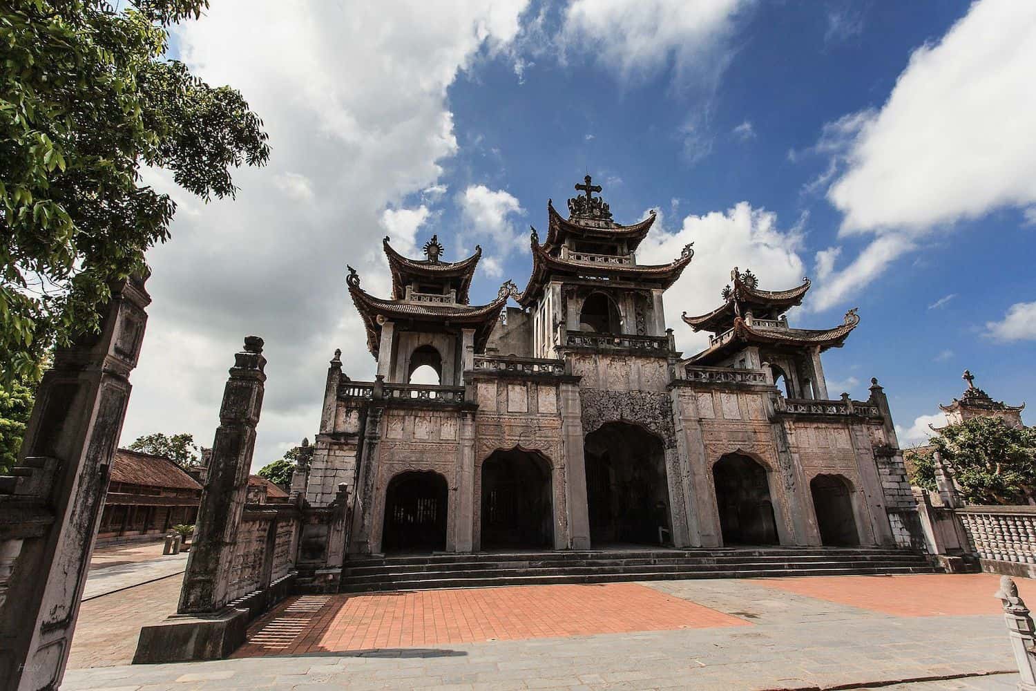 nha tho da phat diem dia diem du lich ninh binh attnib13