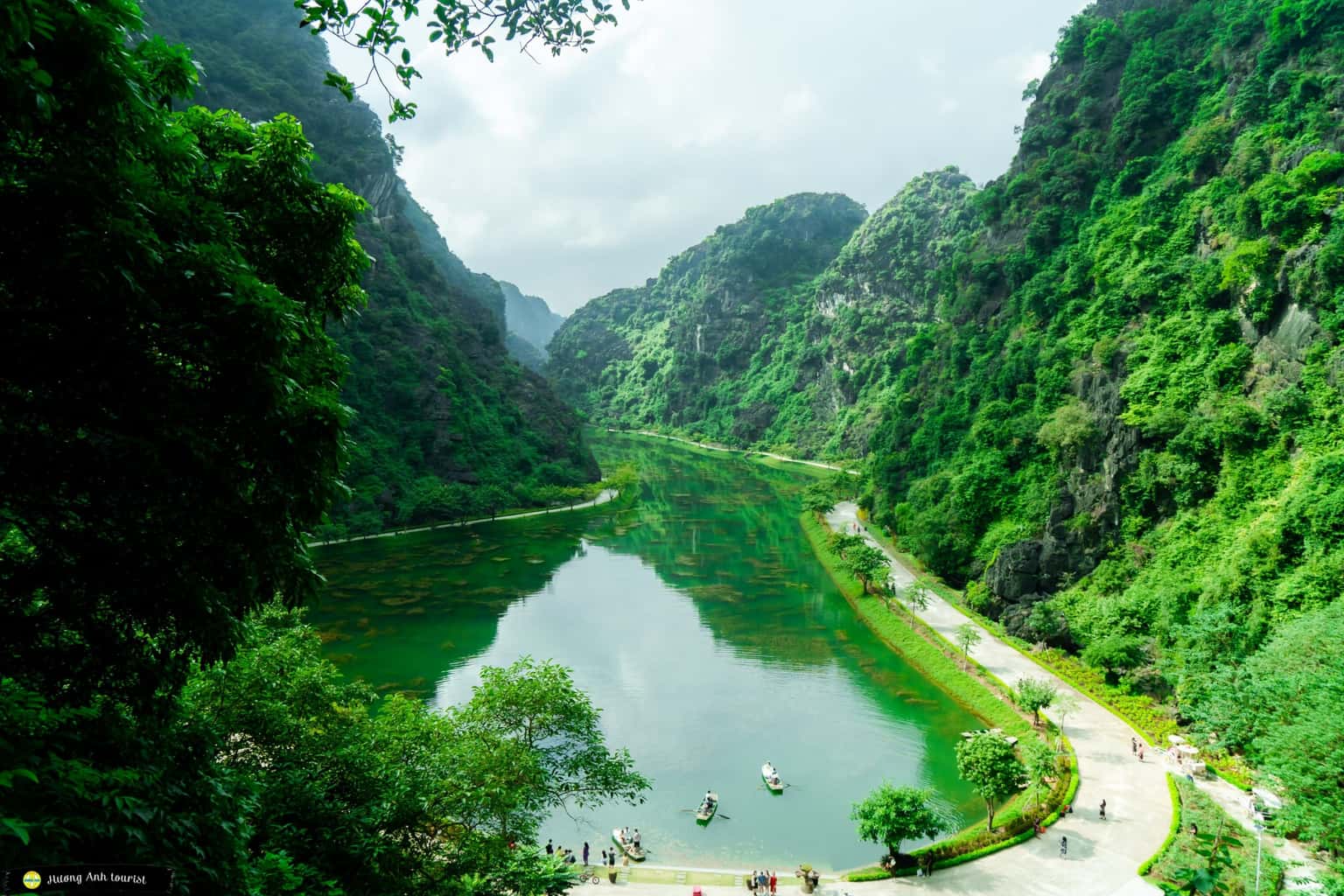 tuyet tinh coc dia diem du lich ninh binh attnib07