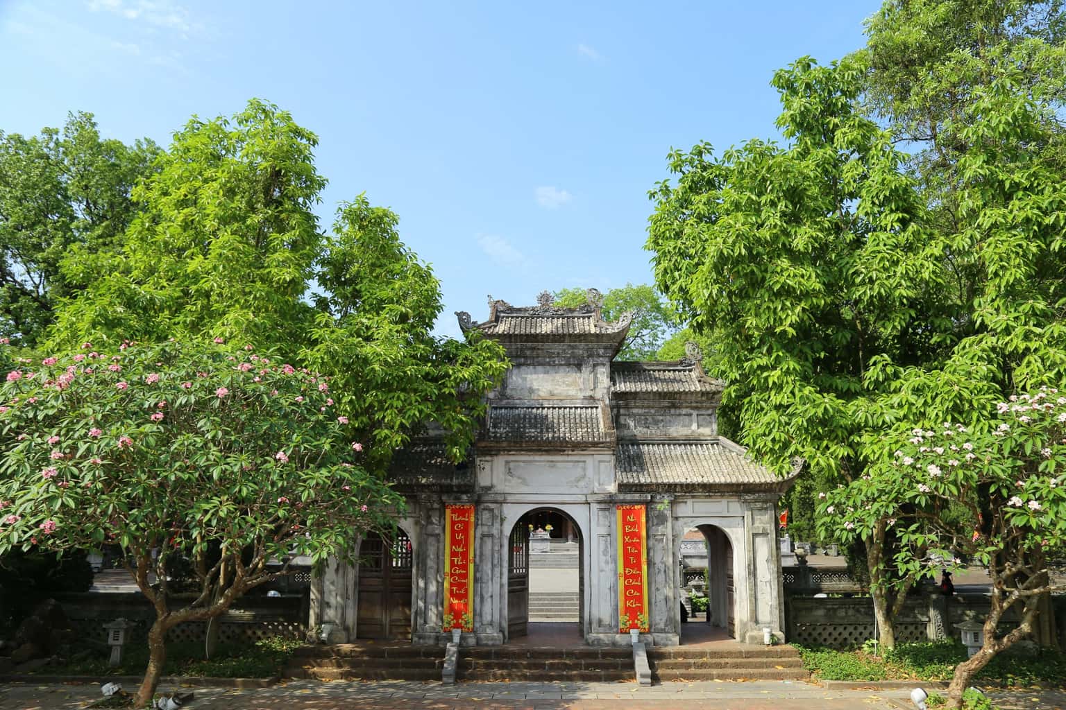 thanh co son tay dia diem du lich ha noi83