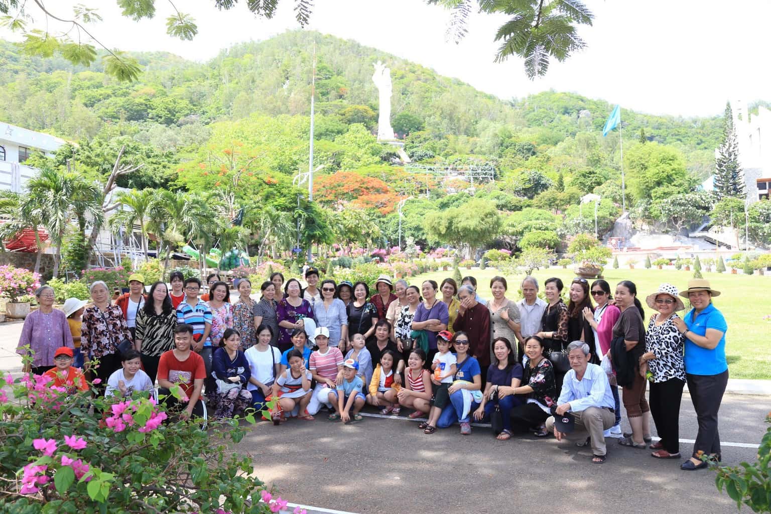 den thanh mau duc me bai dau dia diem du lich vung tau attvut34
