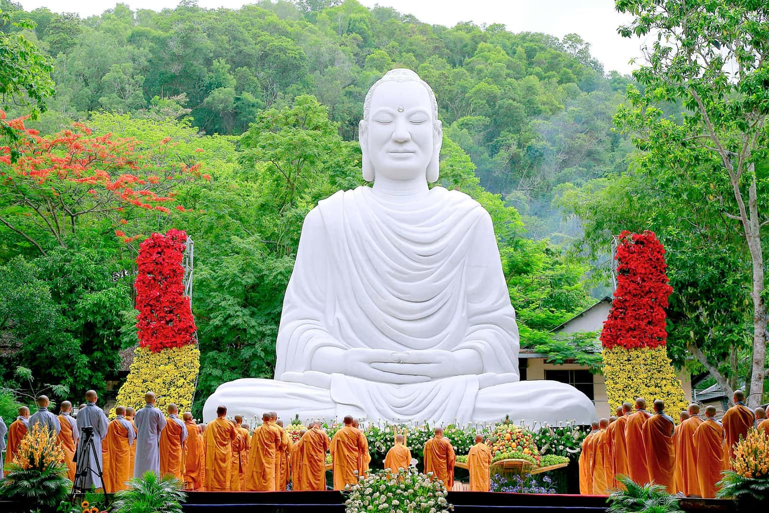chua thien ton phat quang dia diem du lich vung tau attvut39