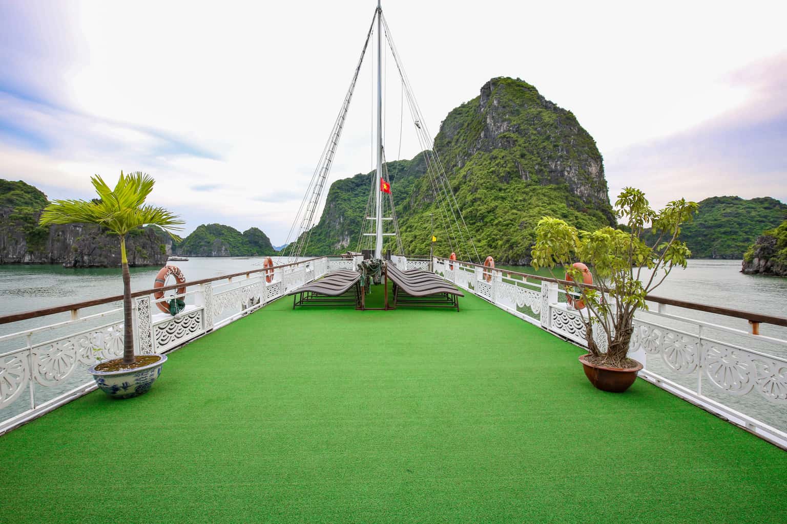 oriental sails cruise ha long bay