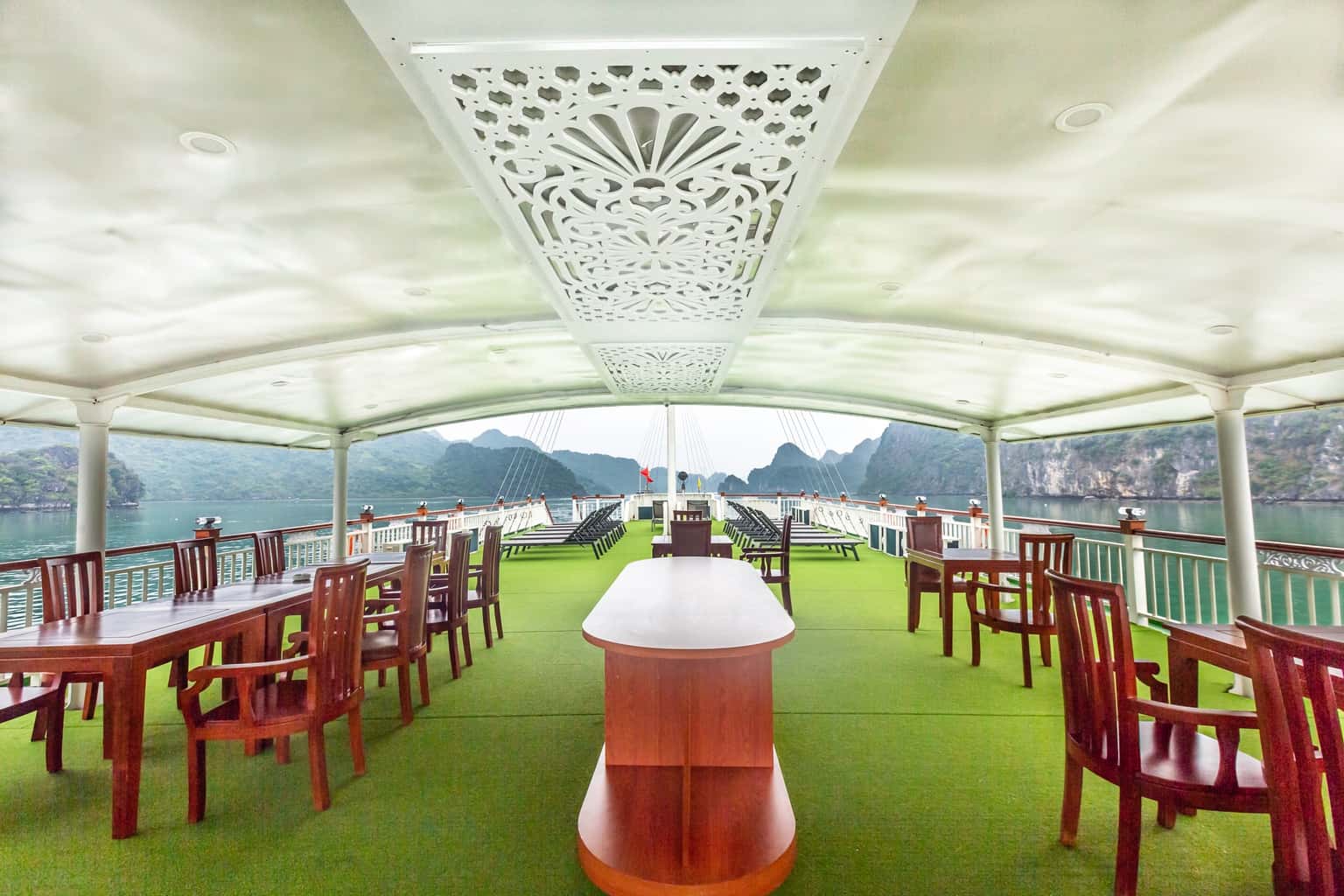 du thuyen calypso cruise oriental ha long bay