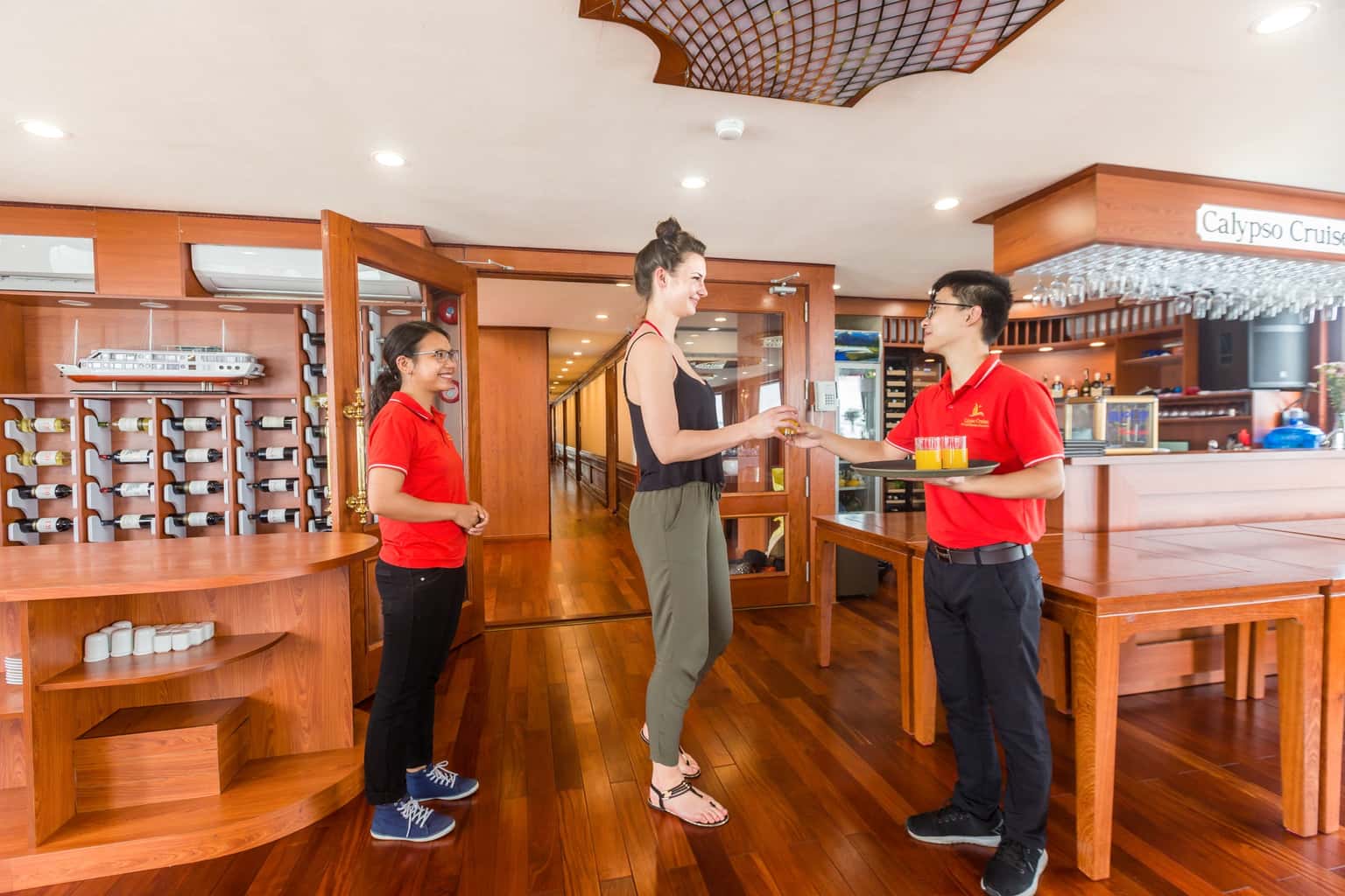 du thuyen calypso cruise oriental ha long bay