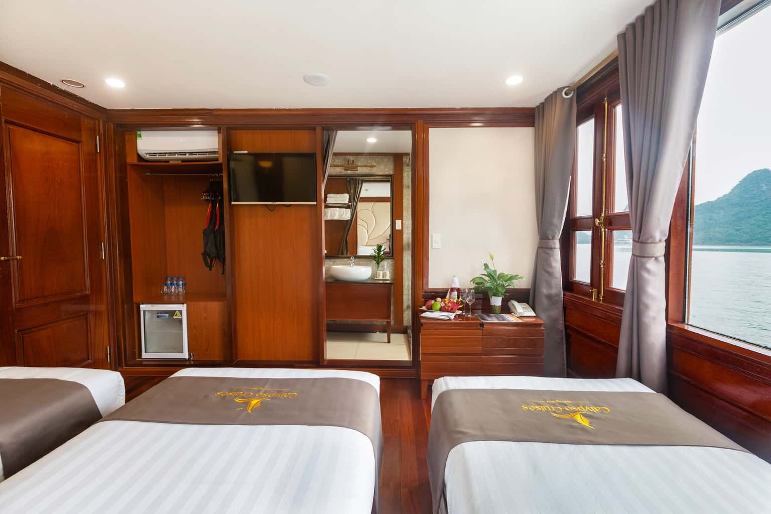 du thuyen calypso cruise oriental ha long bay