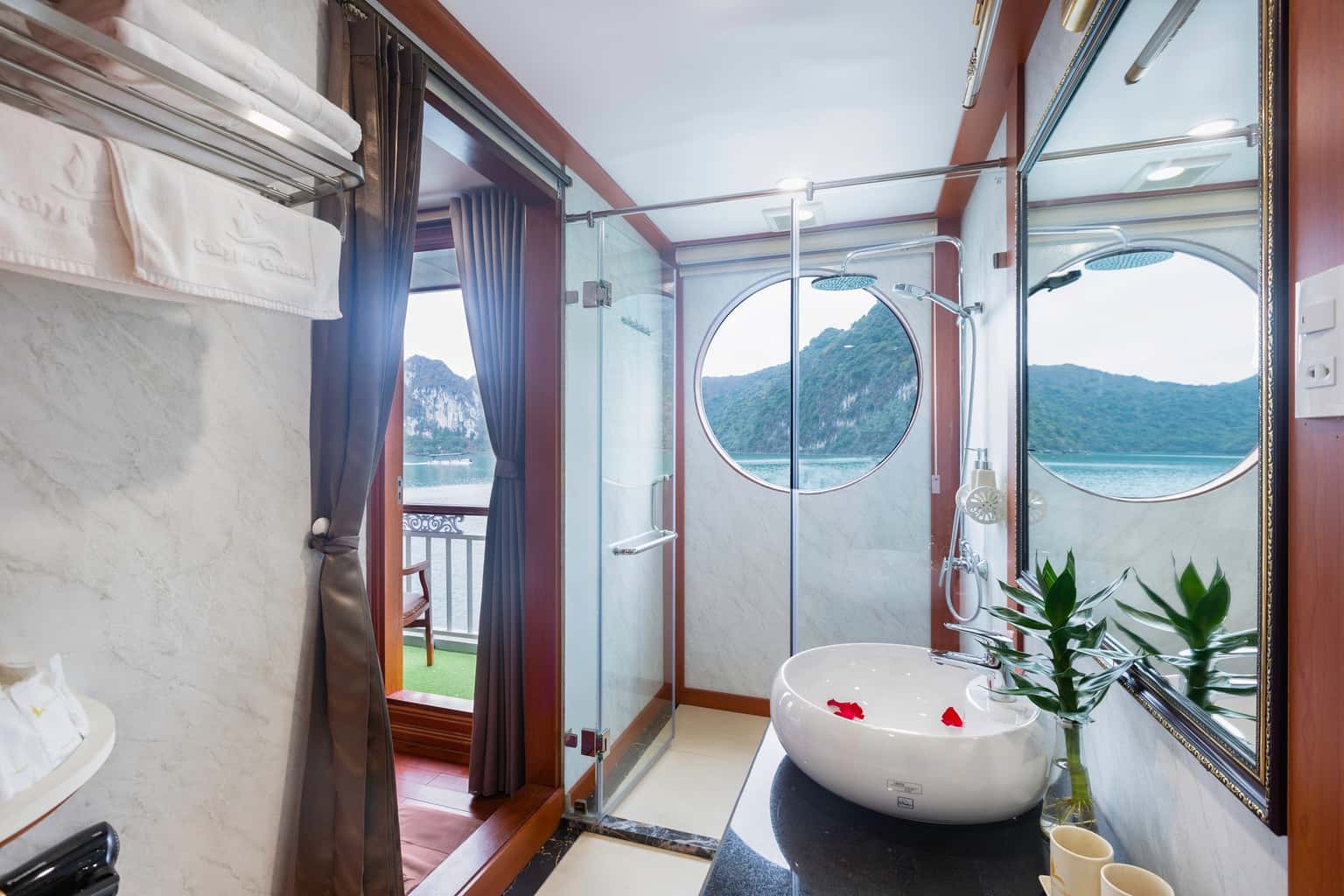 du thuyen calypso cruise oriental ha long bay
