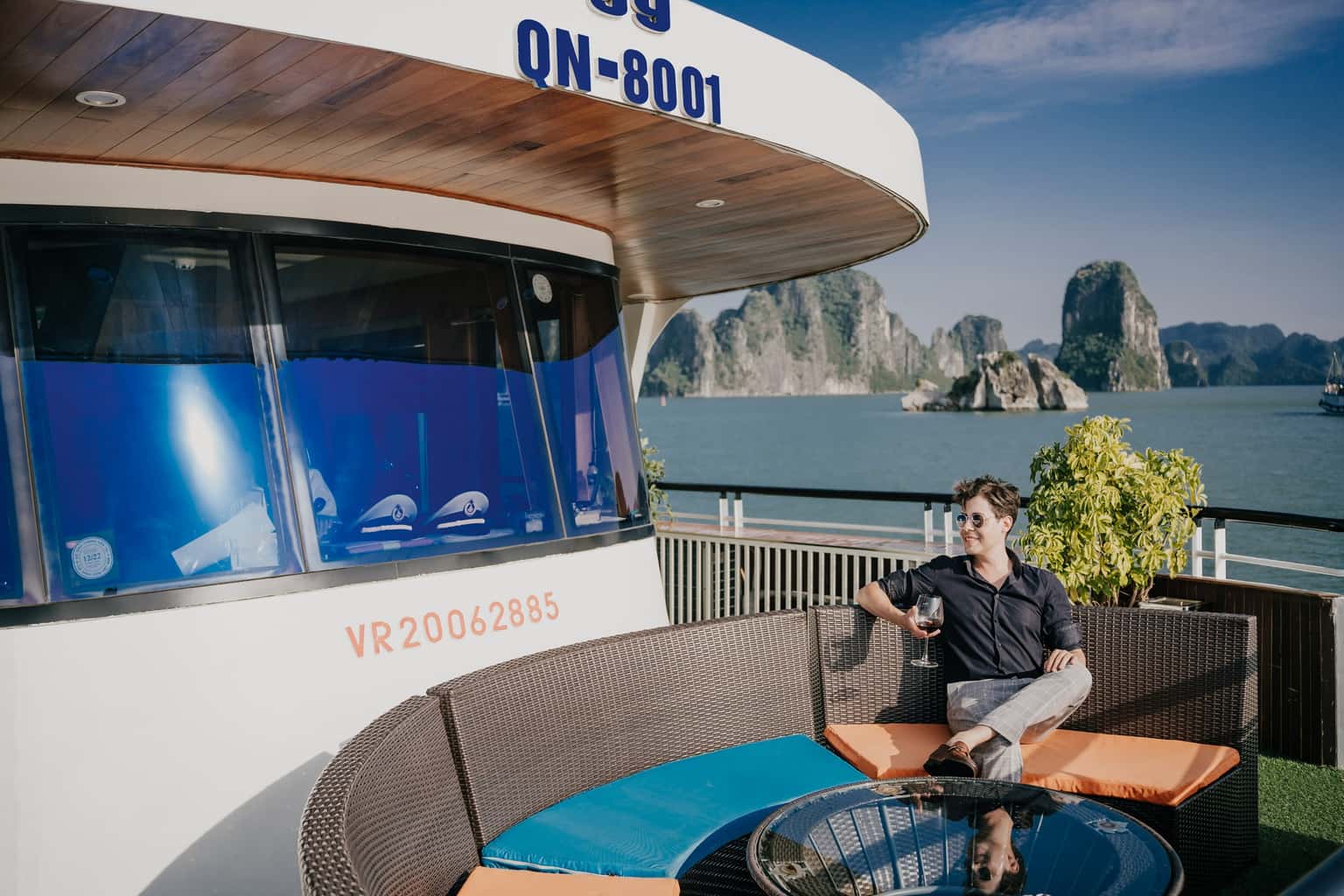 queen cruise ha long 