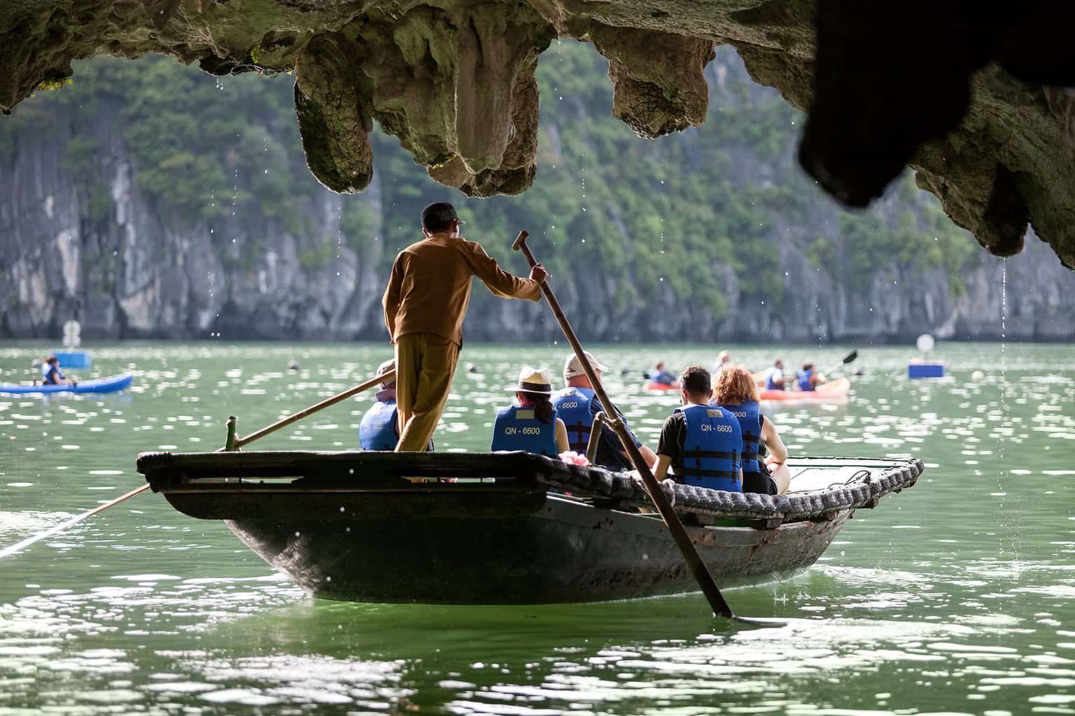 pelican glory pelican cruise ha long