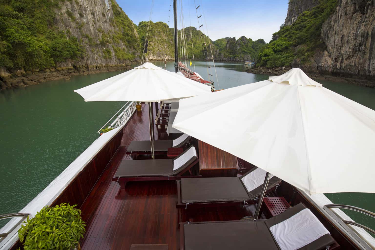 prince cruise indochina junk cruise ha long bay 