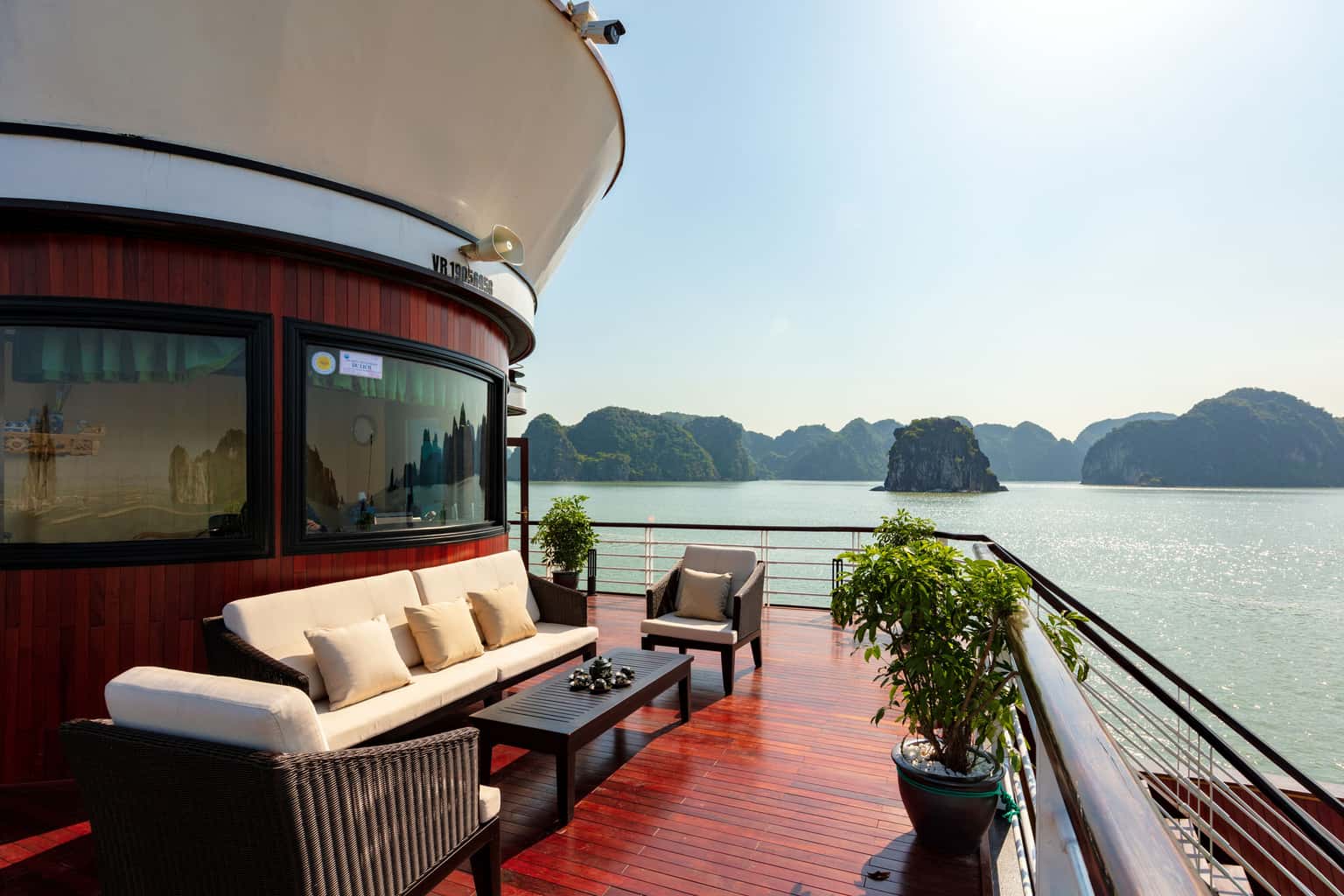 orchid preminum pelican cruise ha long 