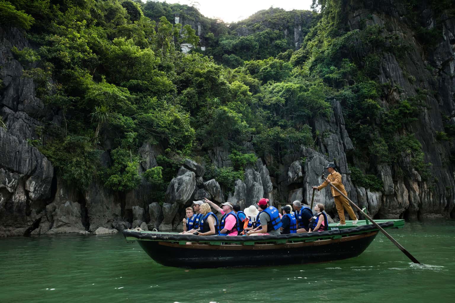 orchid preminum pelican cruise ha long 