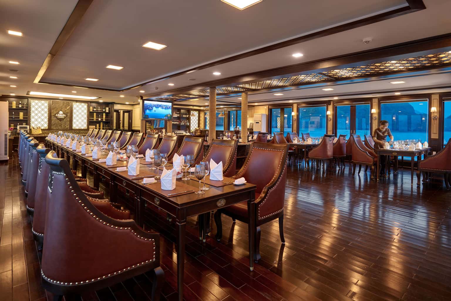 orchid trendy pelican cruise ha long bay 