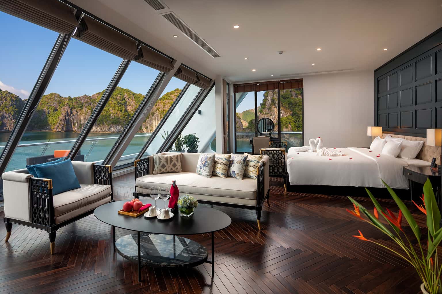 president stellar of the seas aclass cruises ha long bay