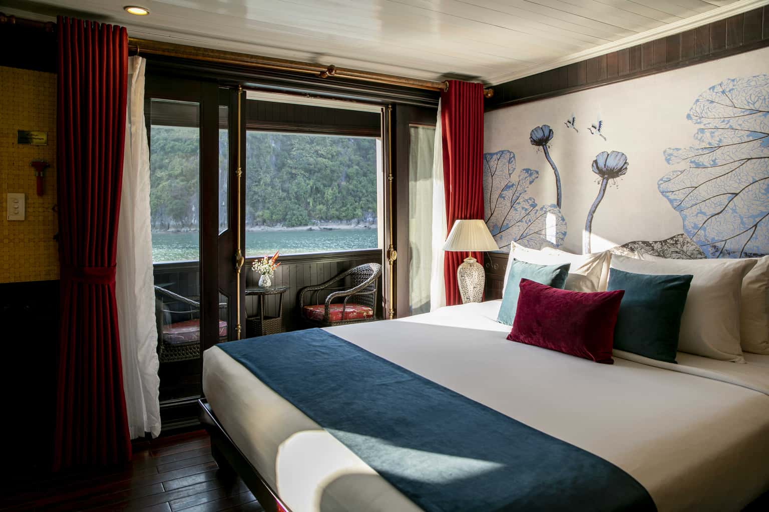 legend halong 1 cabin bhaya au co cruise ha long bay