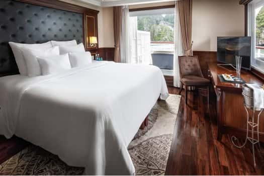paradise elegance cruise 31 cabins ha long