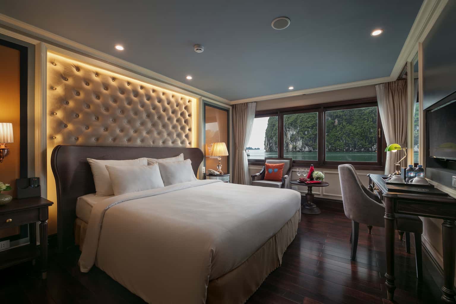 athena luxury cruise ha long bay