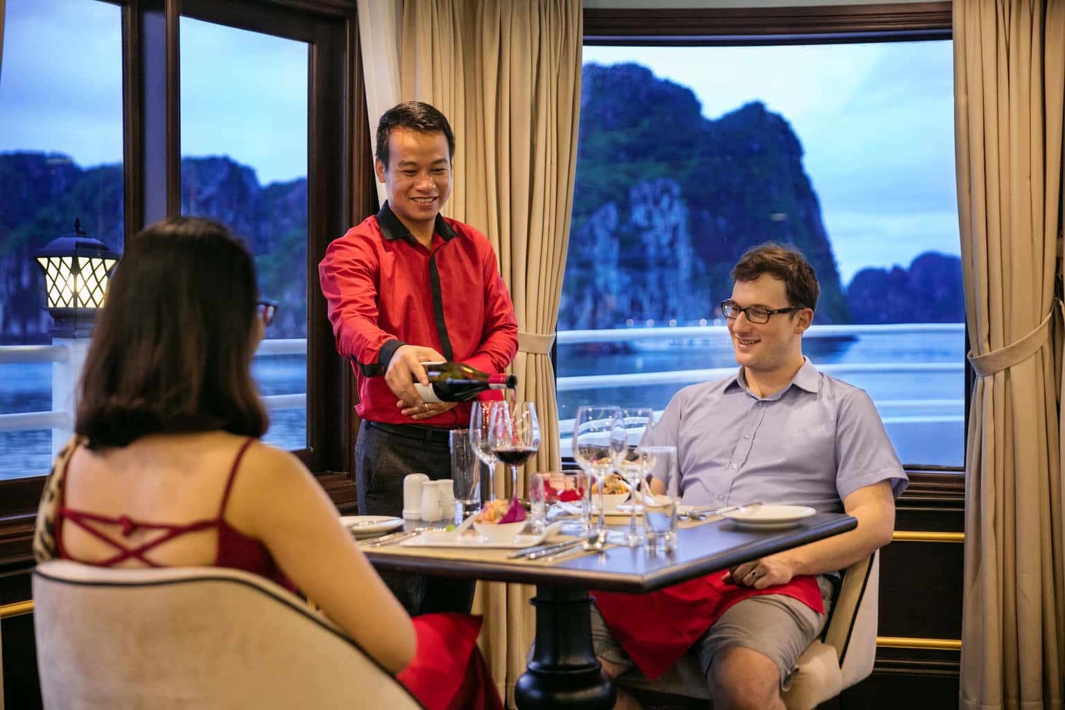 athena luxury cruise ha long bay