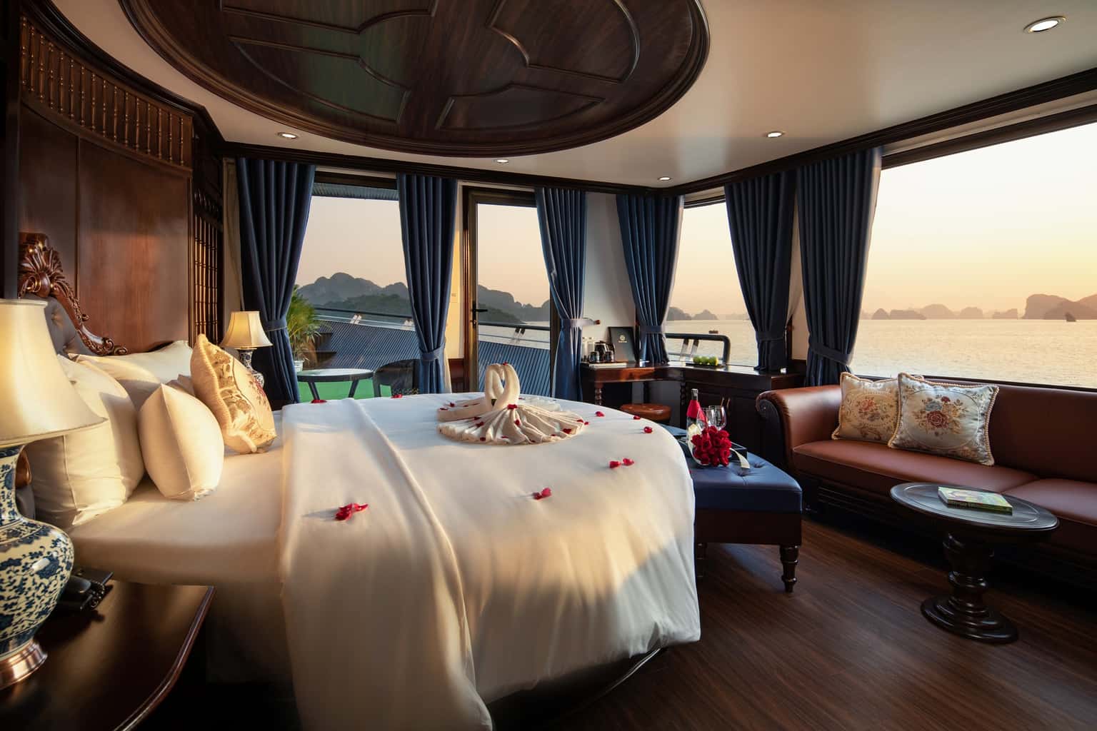 la casta regal cruise 24 cabin ha long bay