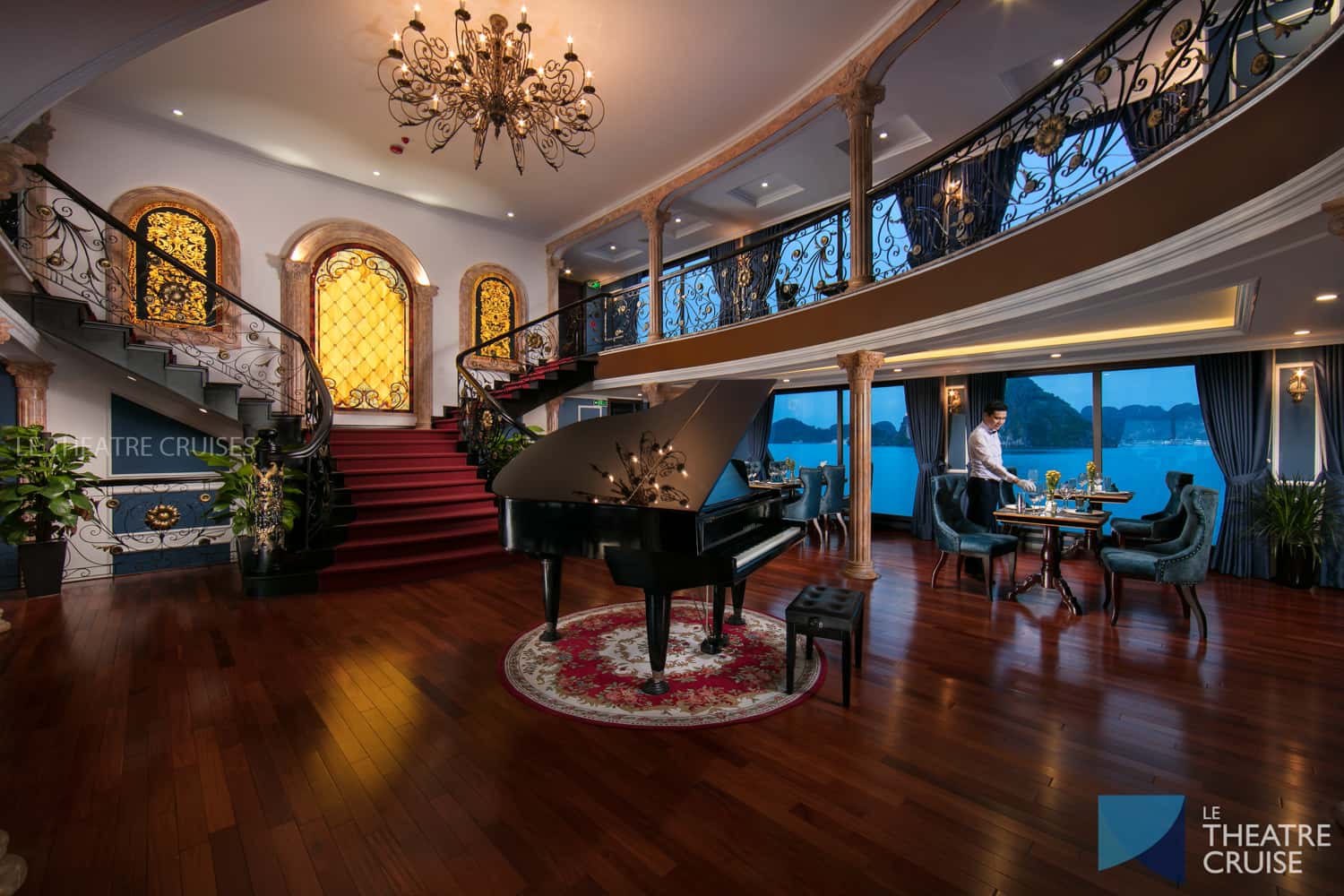 justfly le theatre cruise ha long