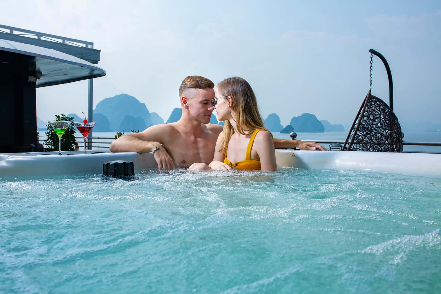 athena royal cruise ha long bay
