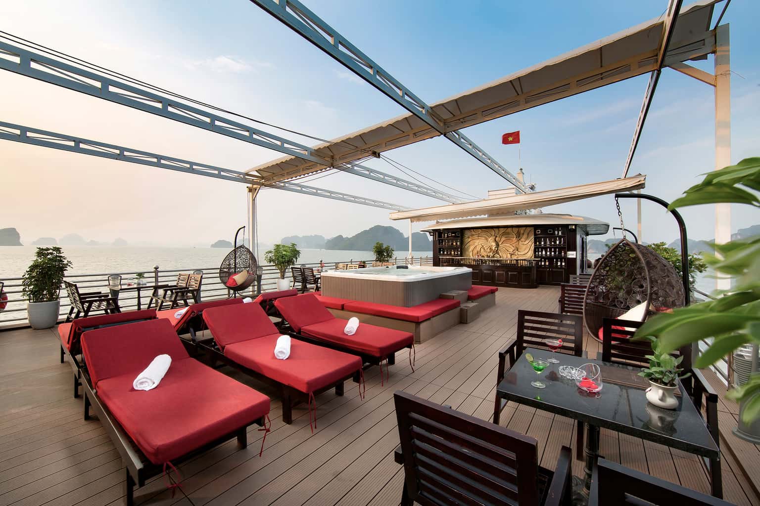 athena royal cruise ha long bay