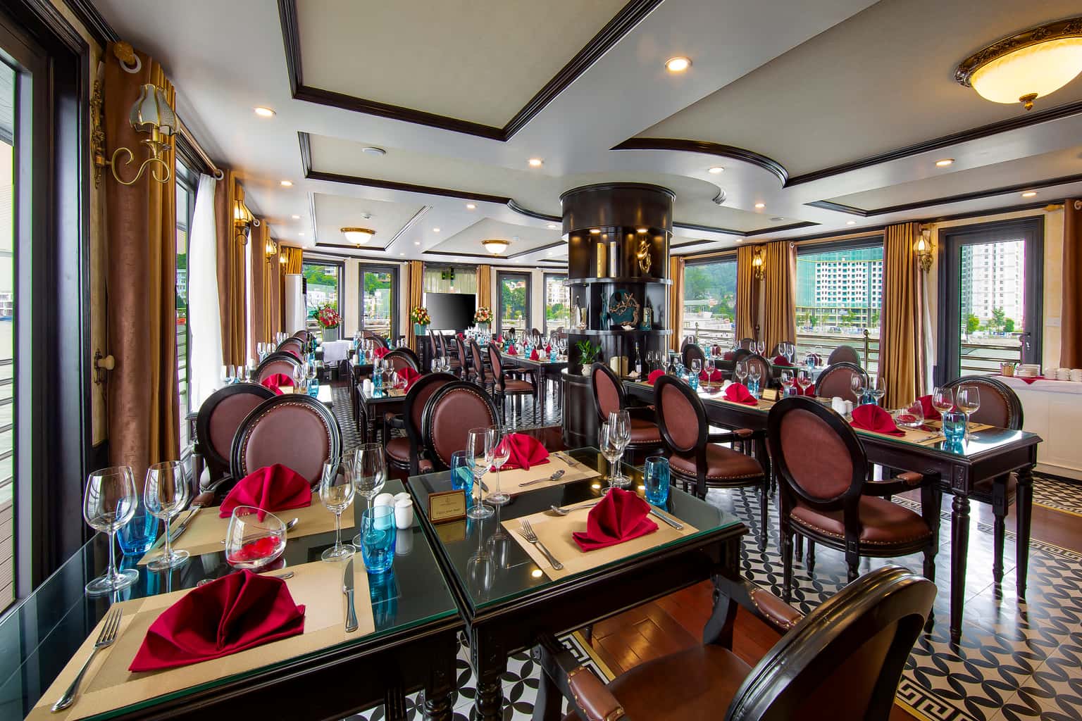 athena royal cruise ha long bay