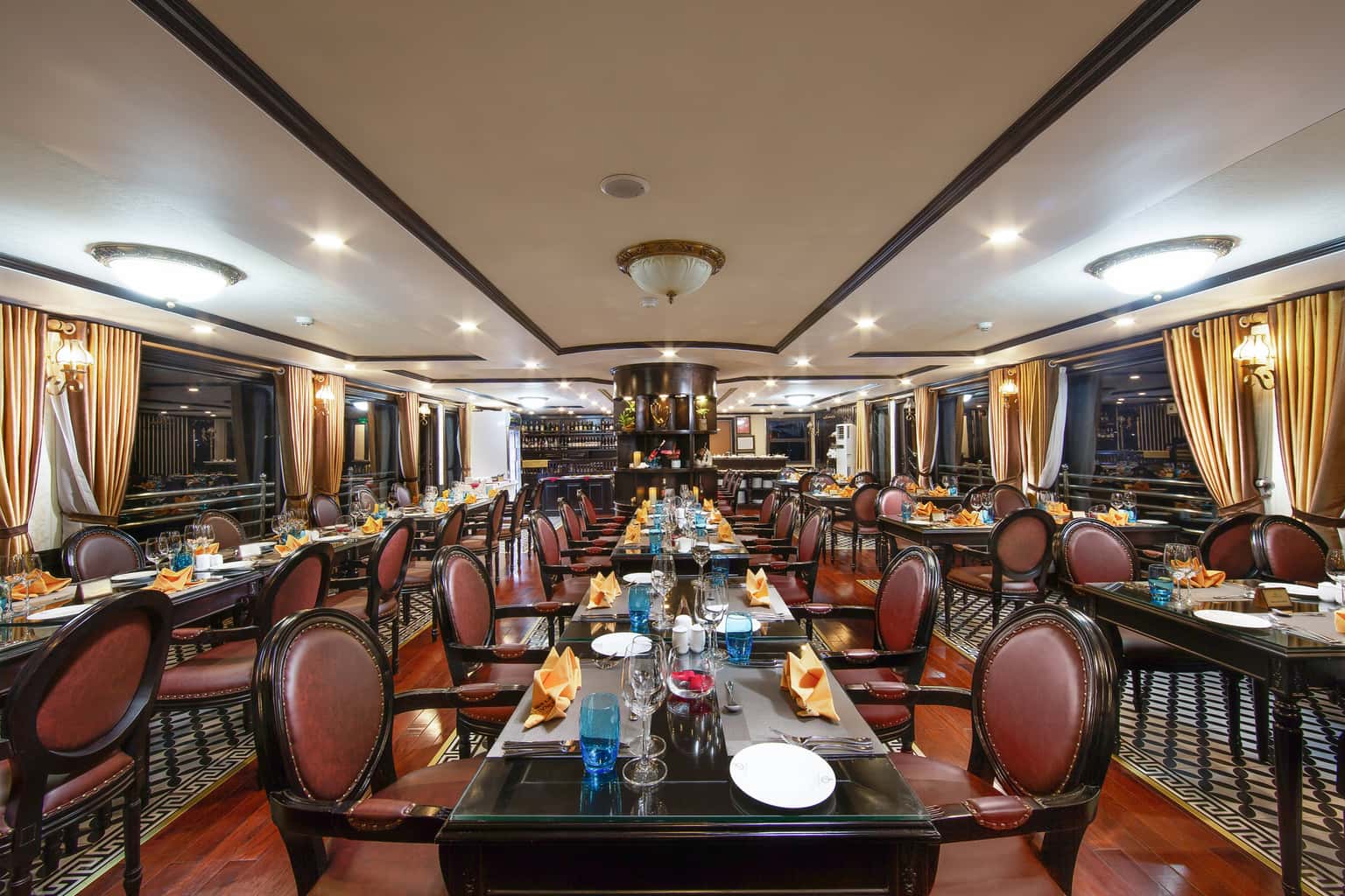 athena royal cruise ha long bay