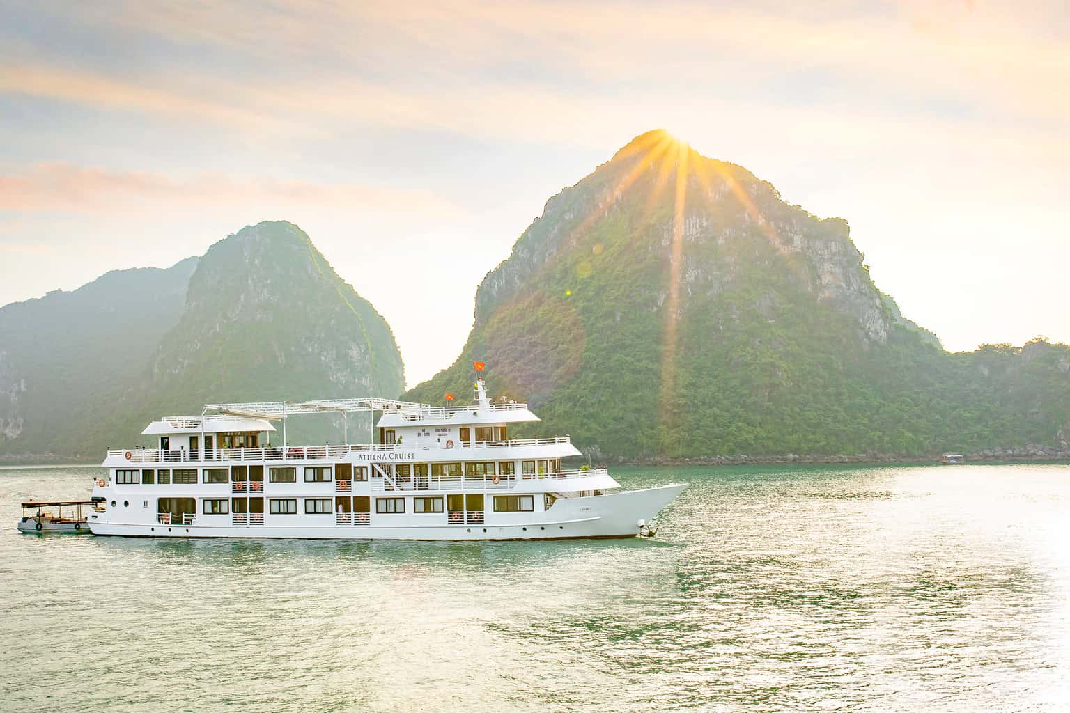 athena royal cruise ha long bay