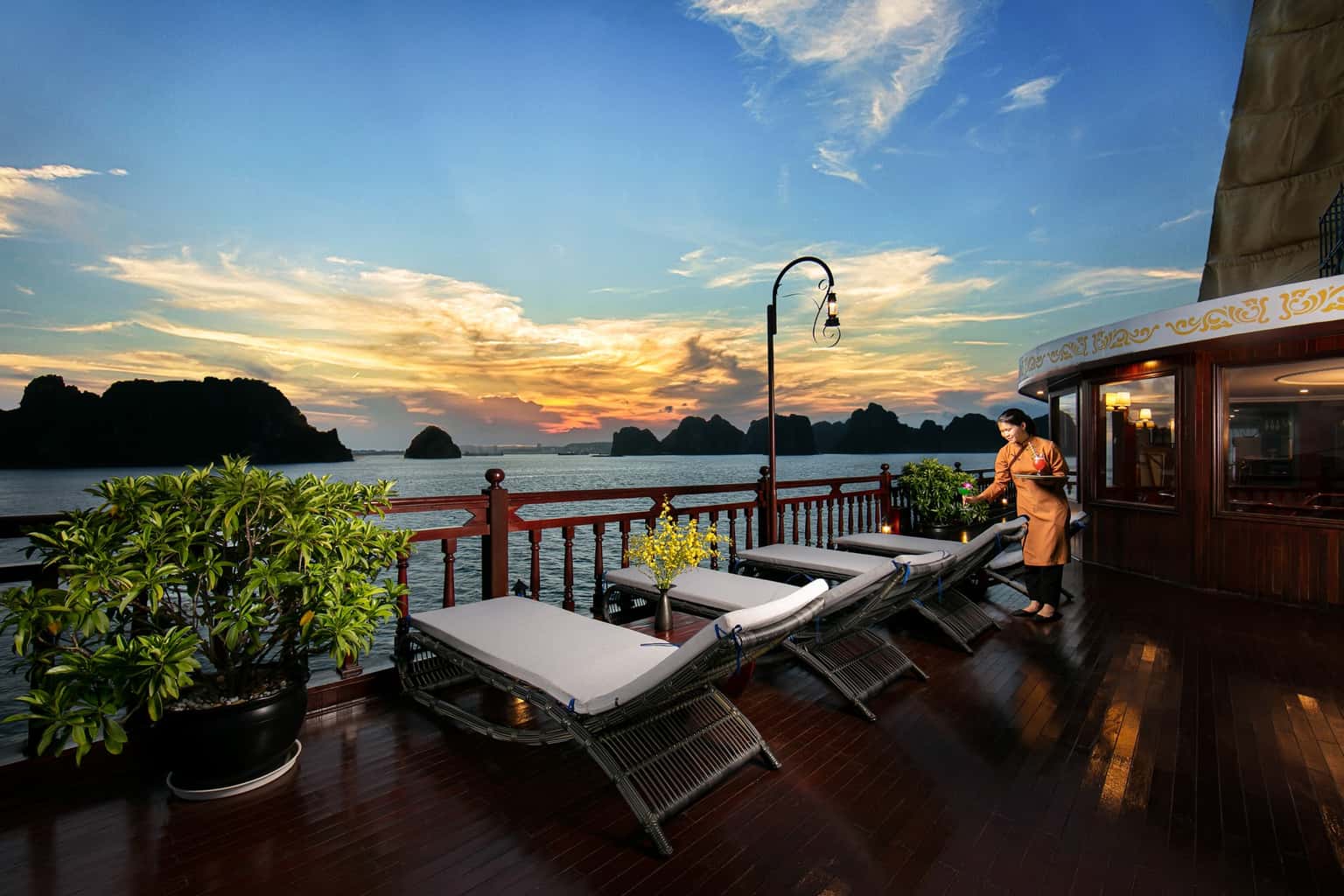 emperor cruise ha long bay