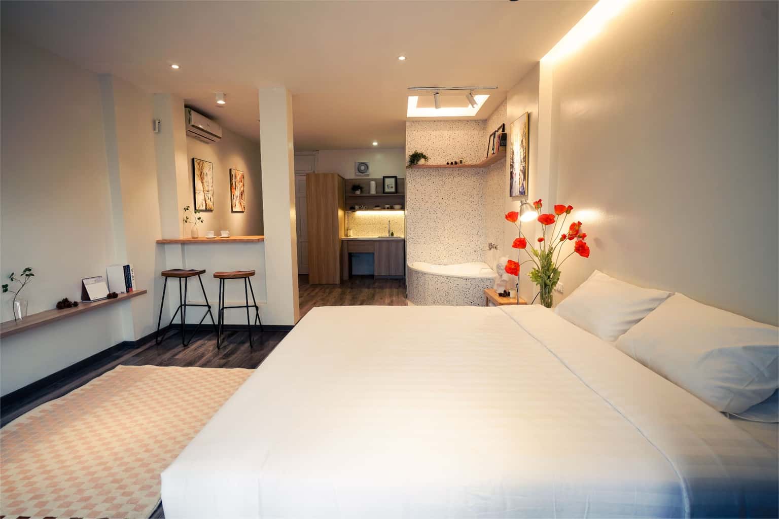 i701 luxury bathtube apartment ba dinh ha noi