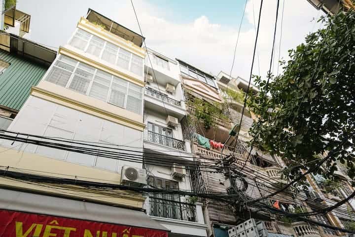102 luustay hoan kiem ha noi