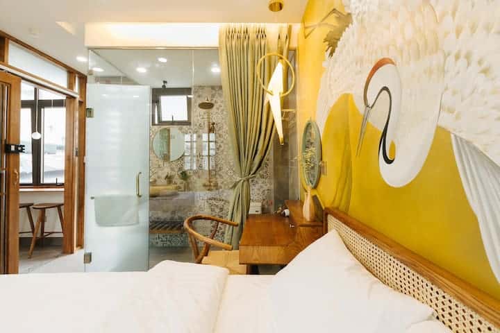 yellow room crane house hoan kiem ha noi 