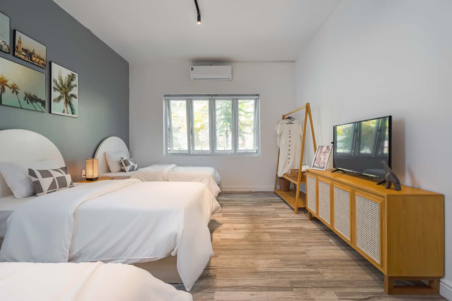 autumn villa orestay ha long